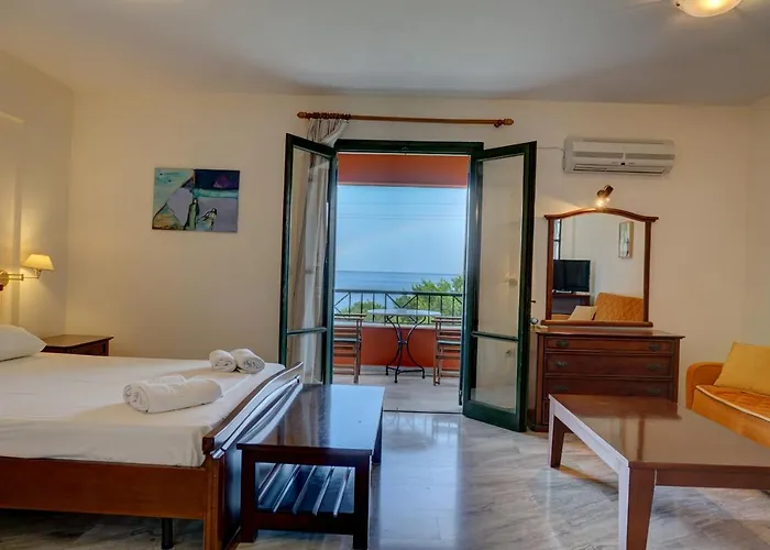Magda Aparthotel 2*