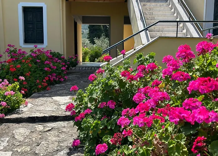 Magda Aparthotel 2*